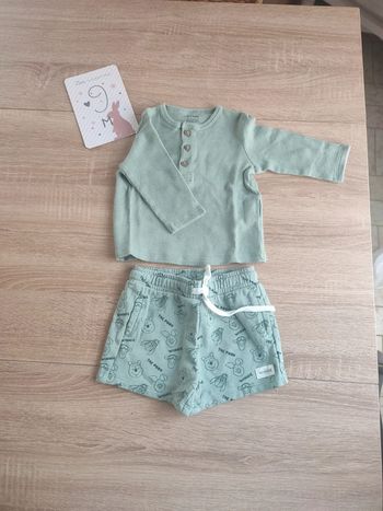 Ensemble neuf taille 9 mois, de la marque kiabi