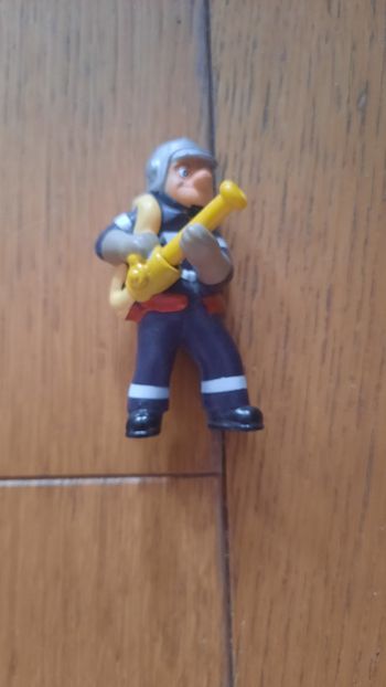 Figurine pompier