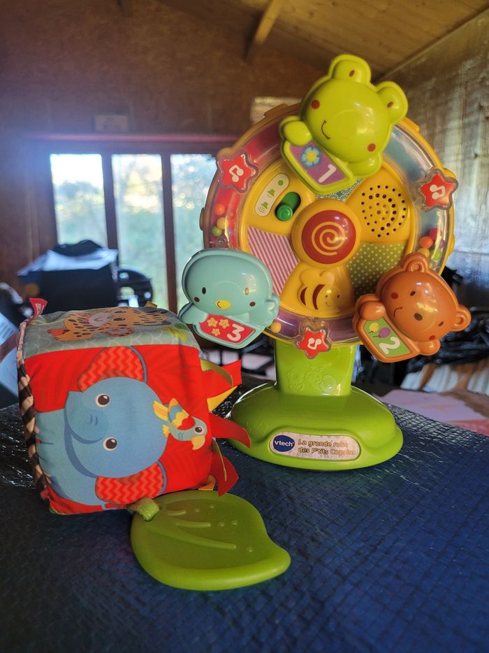 Lot de jouets 1er âge - photo numéro 2