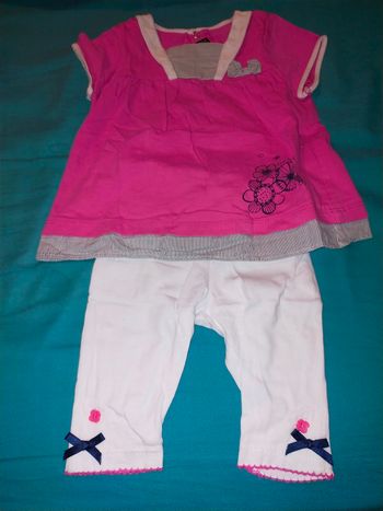 Ensemble tee shirt et legging 18 mois