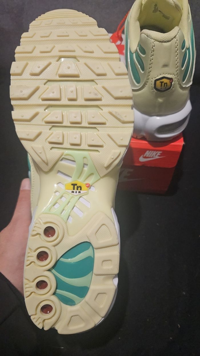 Basket nike tn Brasilia neuf - photo numéro 5