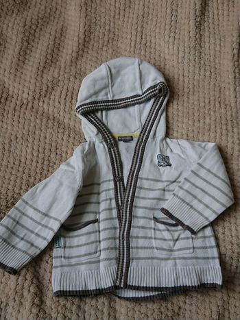 Gilet à capuche sergent major 18 mois