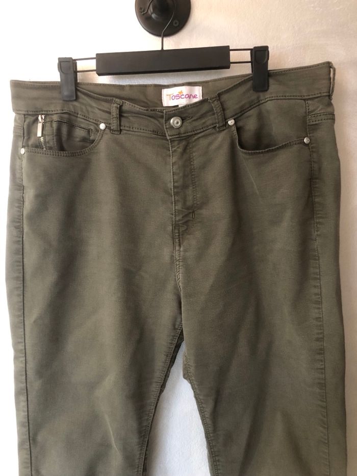 Pantalon femme kaki de chez Toscane taille 1 (44) - photo numéro 2