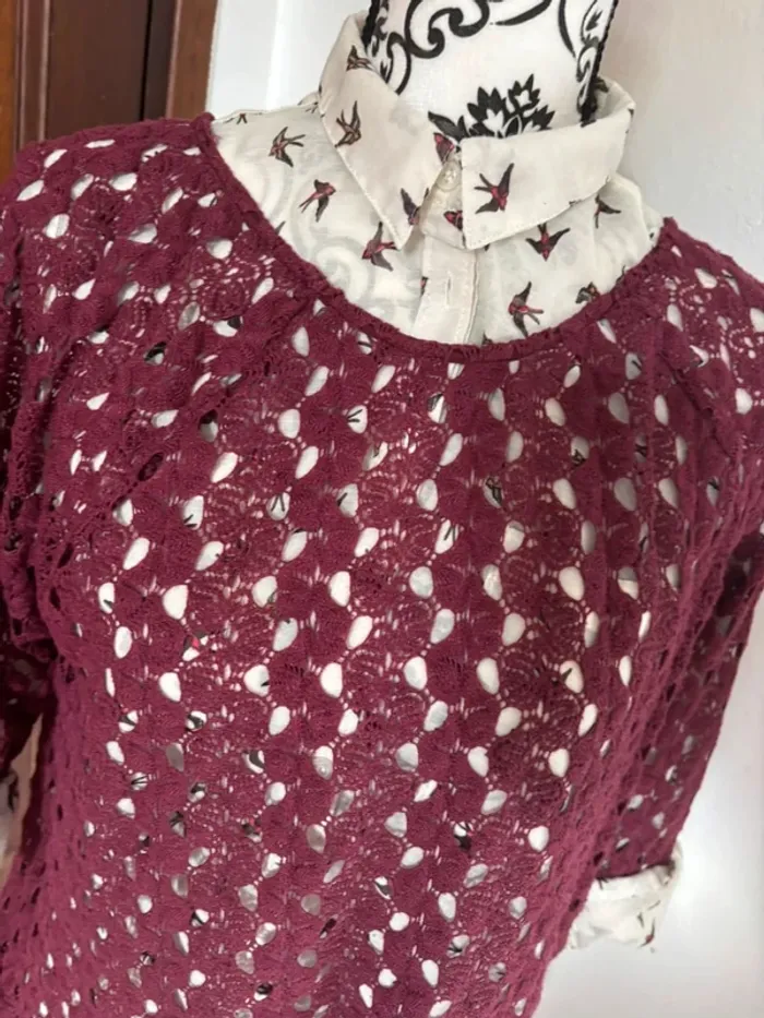 Pull en crochet et chemisier taille M - photo numéro 2