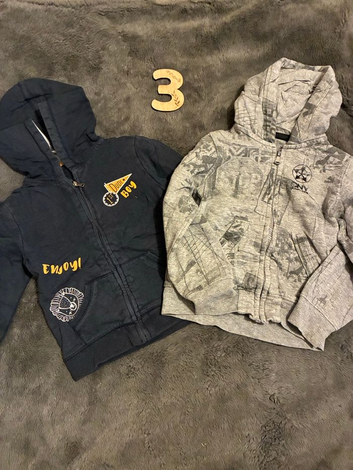 Lot sweat-shirt à capuche garçon