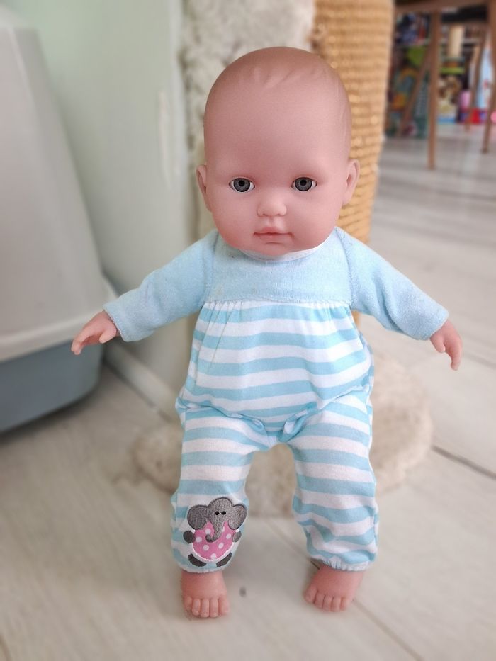 Poupée poupon bleu 38 cm