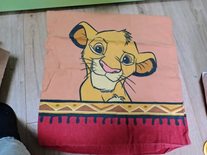 Taie d oreiller roi lion Disney un accroc - photo numéro 2