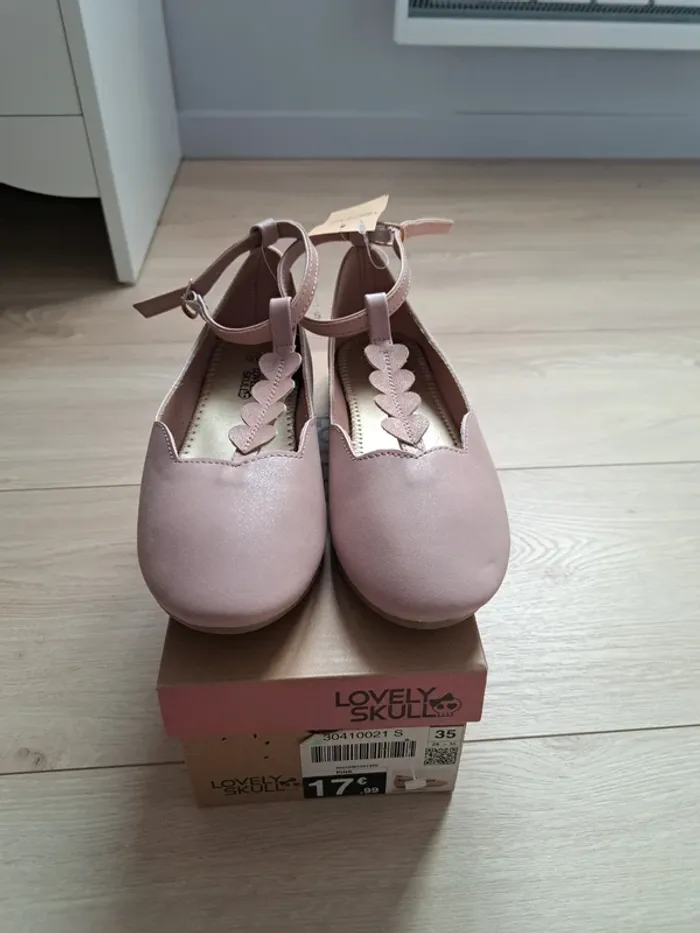 Ballerines neuves 35