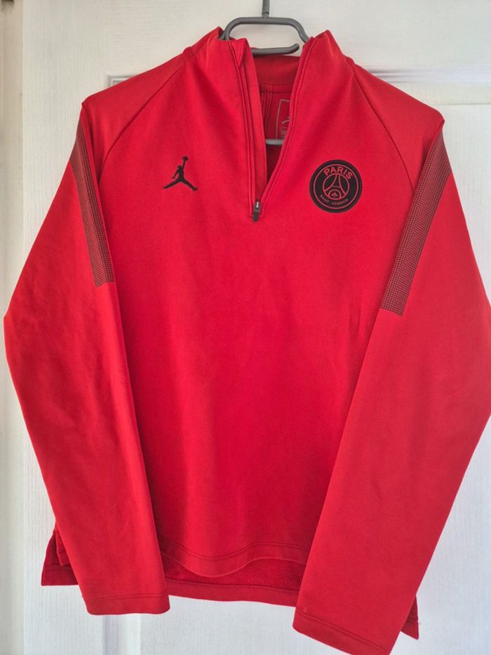 Sweat Psg Jordan Rouge Sweat PSG Jordan Nike Rouge Très Bon