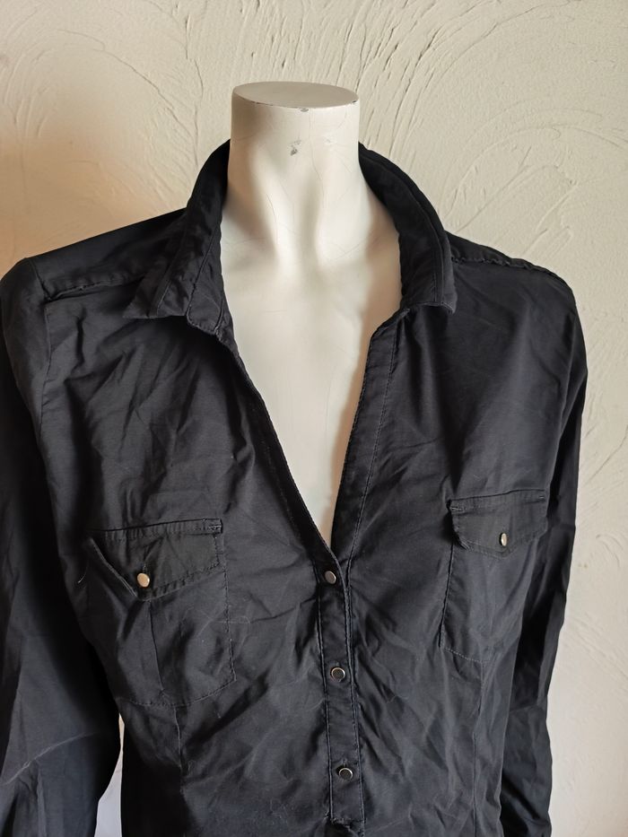 Chemise noire - photo numéro 2