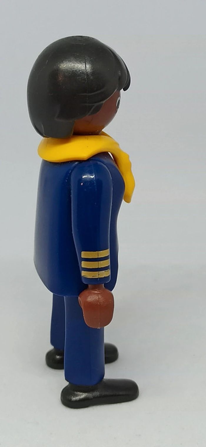 Femme habits bleus hôtesse de l'air playmobil - photo numéro 2