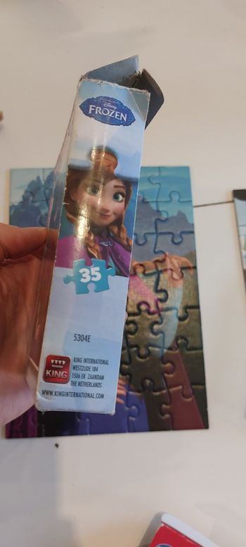 Puzzle de voyage 35pieces Anna reine des neige