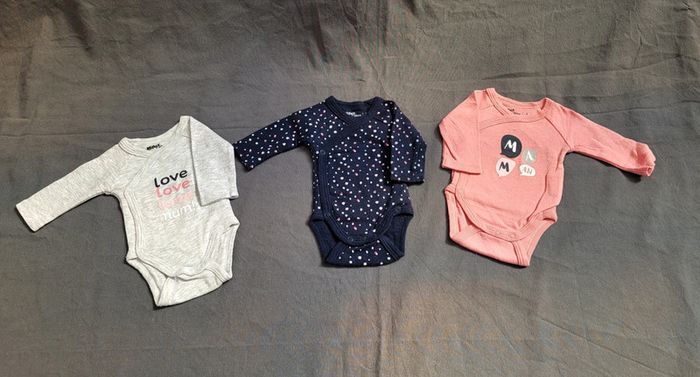 3 Bodys neuf. naissance Gemo. - photo numéro 3