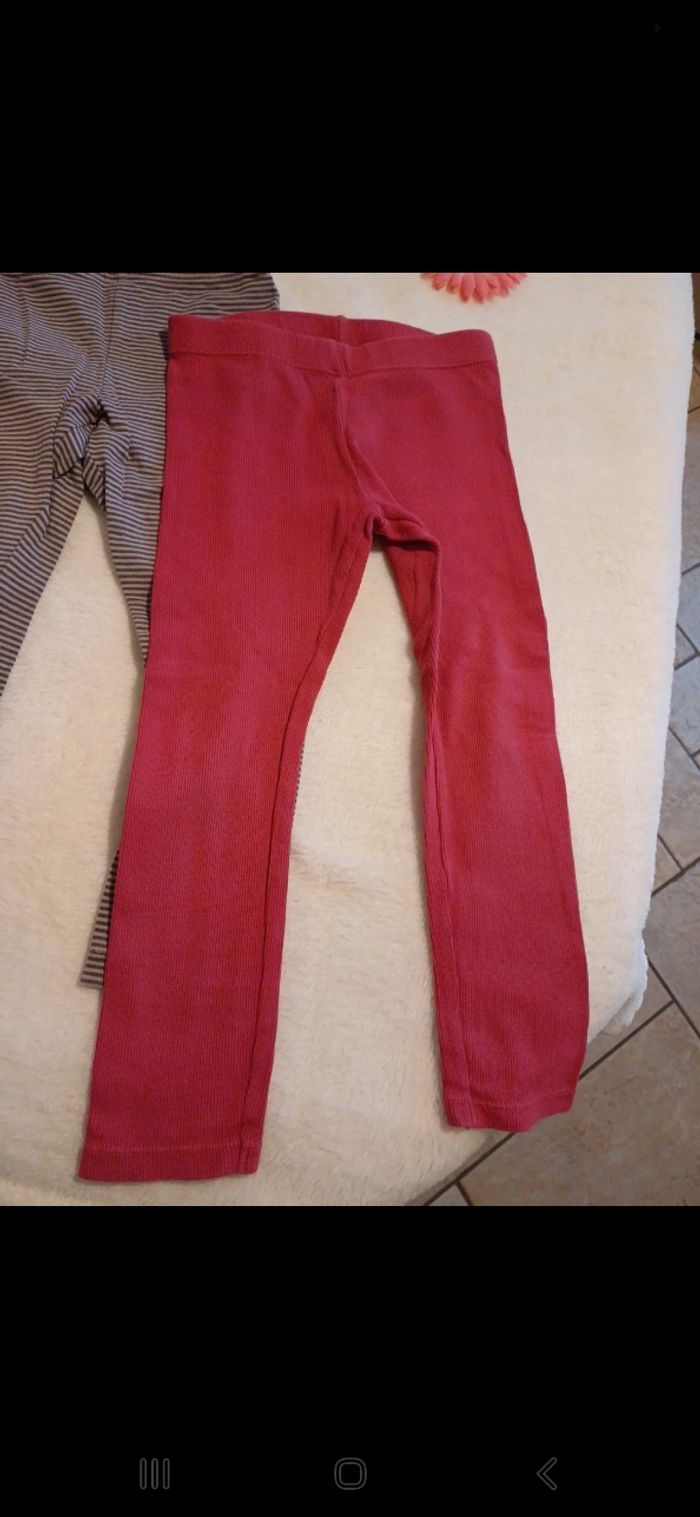 Lot de 2 leggings fille taille 4 ans - photo numéro 2
