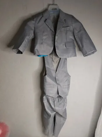 Costume complet gris" les voiliers"