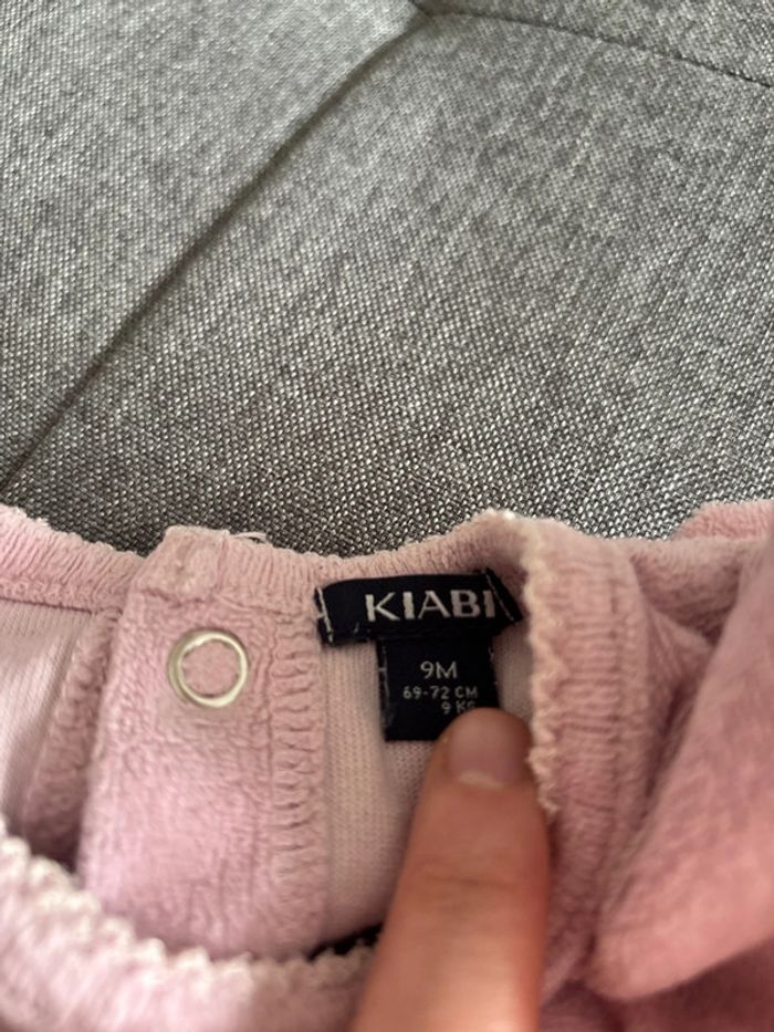 Pyjama 9 mois fille rose et gris kiabi très bon état - photo numéro 2