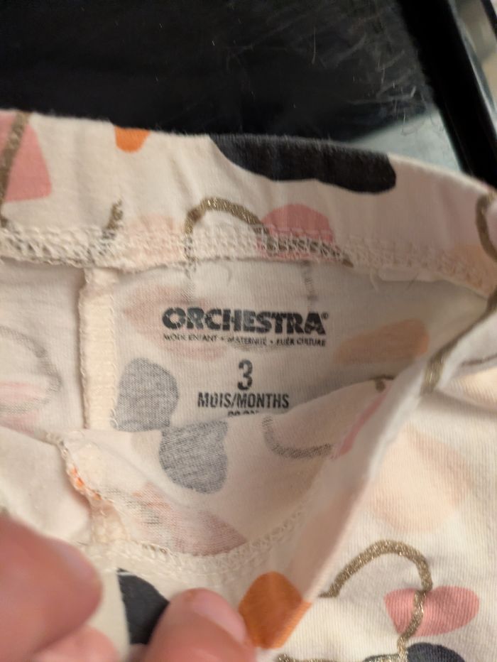 Lot de 3 leggings taille 3 mois 
Orchestra / Kiabi et Z
1 euro le lot - photo numéro 3