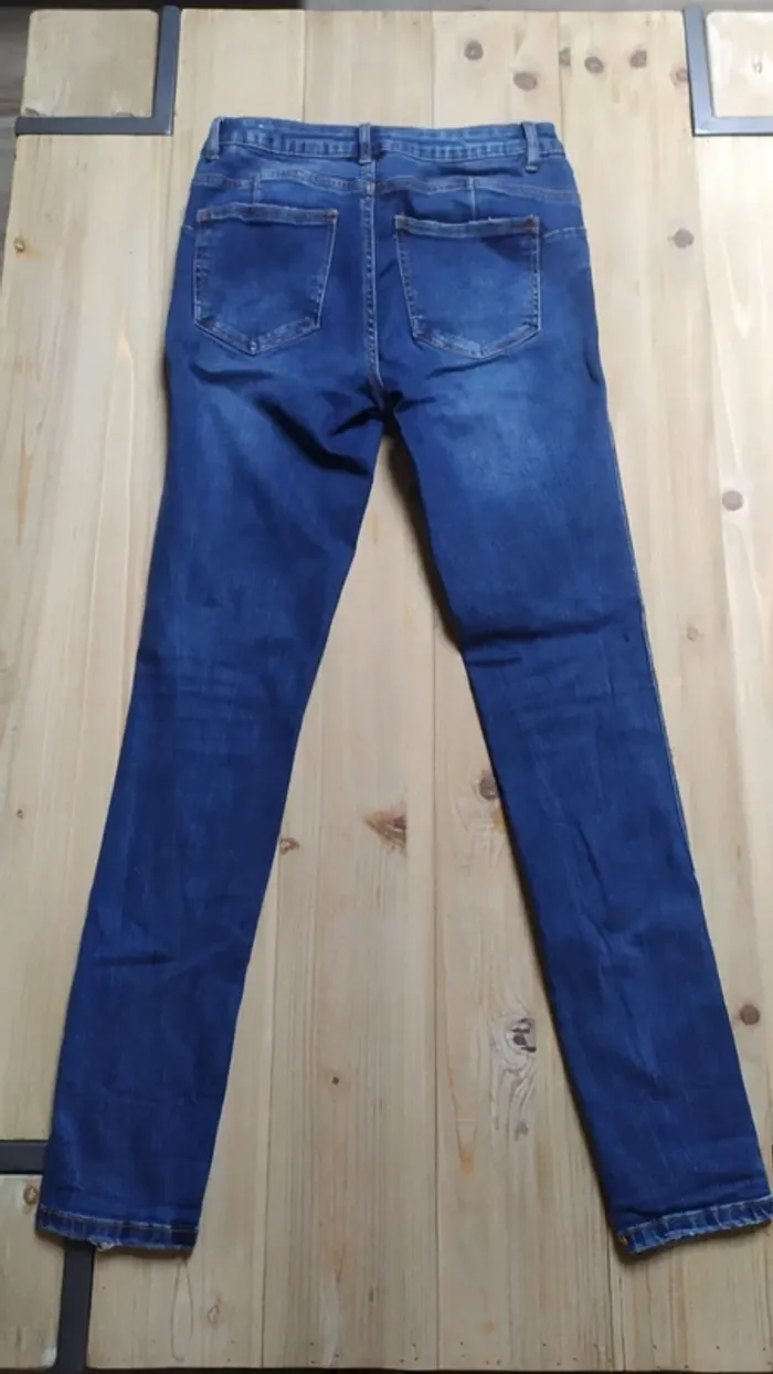 Jean brut femme de marque "PIMKIE" coupe skinny - photo numéro 2