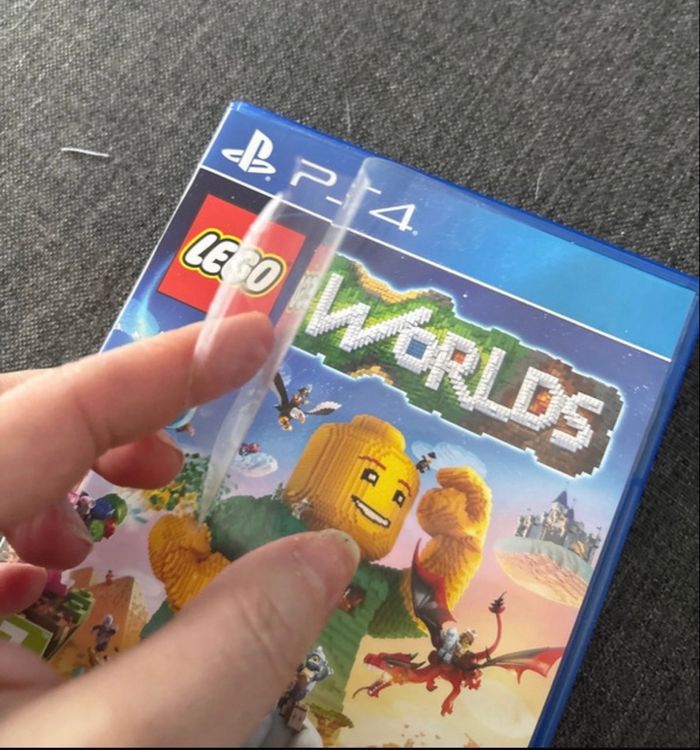 Jeu de Ps4 lego worlds - photo numéro 2