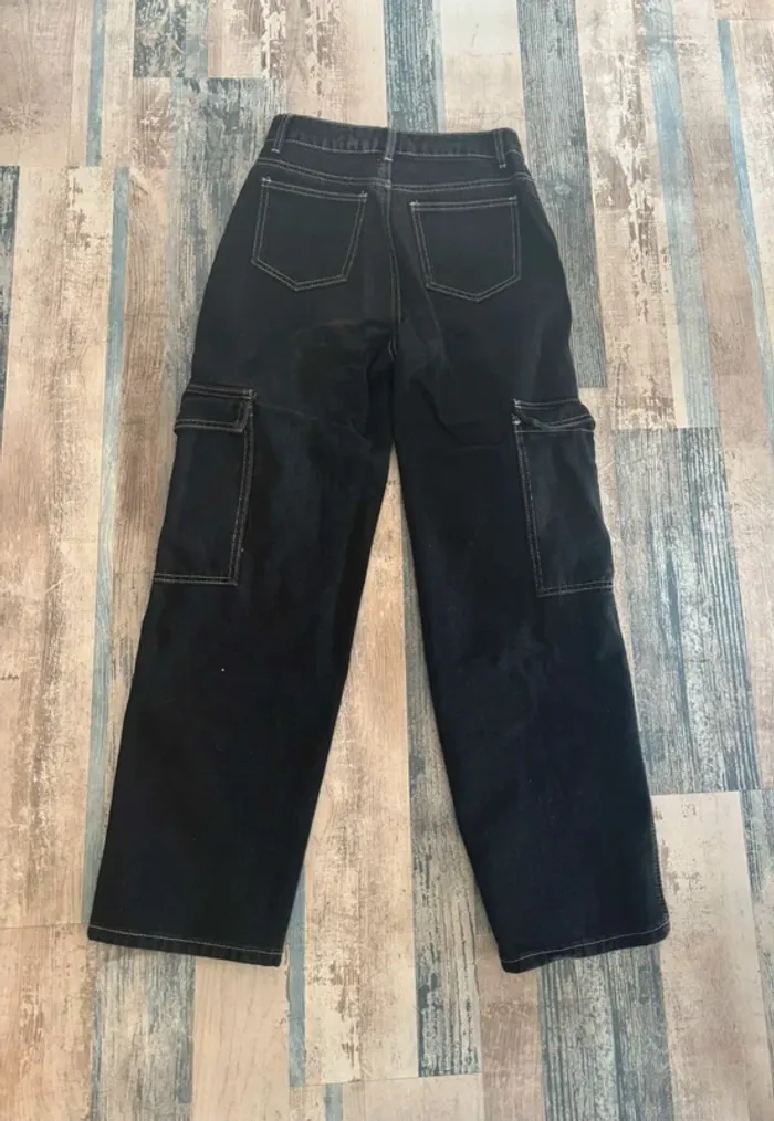 Pantalon noir - photo numéro 2