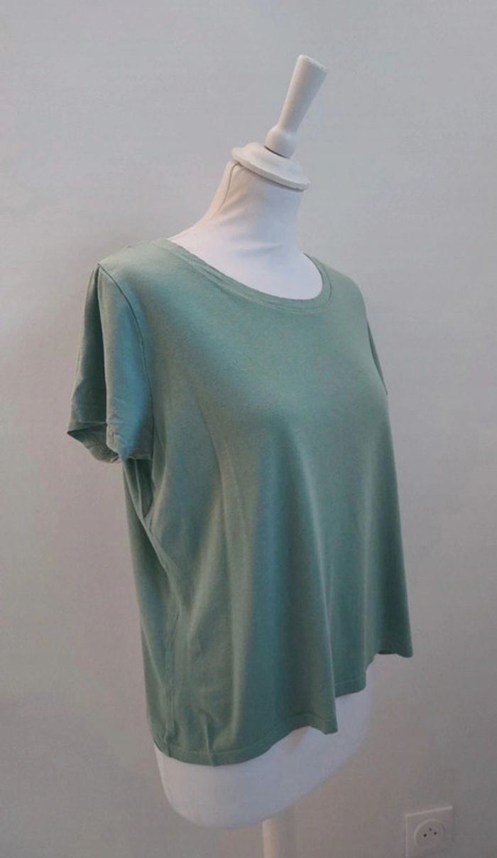 T-shirt manches courtes vert pastel 44-46 - photo numéro 2