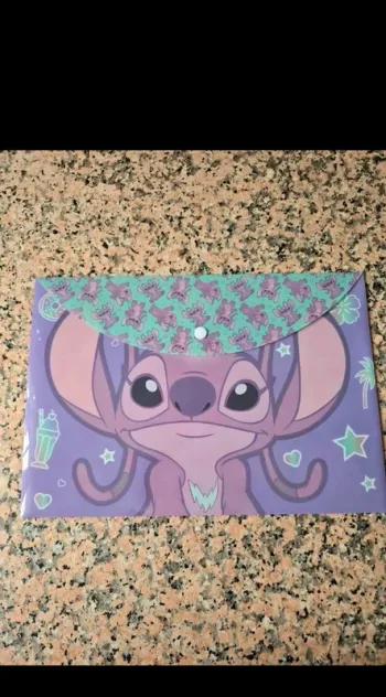 Pochette A4 Stitch neuf