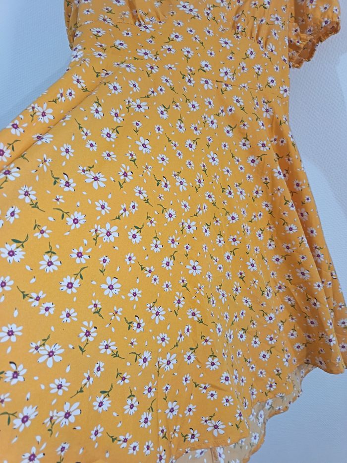 Robe d'été taille L - photo numéro 2