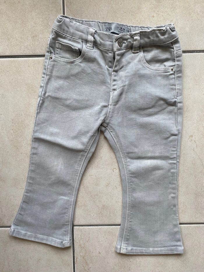 Lot de 2 jeans fille Zara 92cm gris blanc - photo numéro 7
