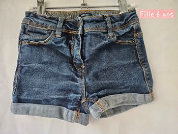 Short 6 ans
