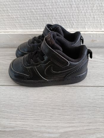Nike Court Borough Low 2