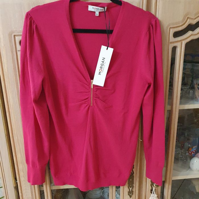 Magnifique haut femme Couleur framboise col en V taille XL Morgan - photo numéro 2