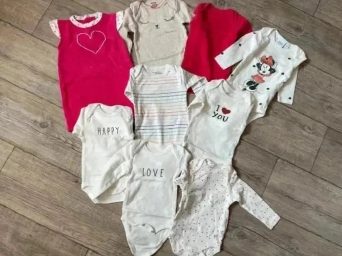 Lot de 9 bodies enfant 3 mois