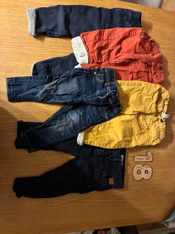 Lot 5 pantalons / jeans 18 mois