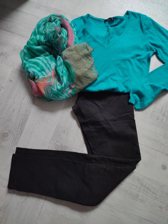 Lot vert. Vêtements femme