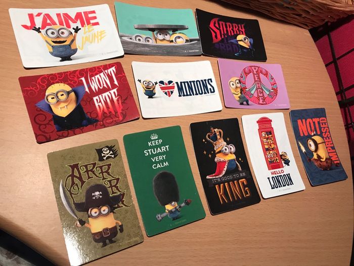 Cartes autocollants minions