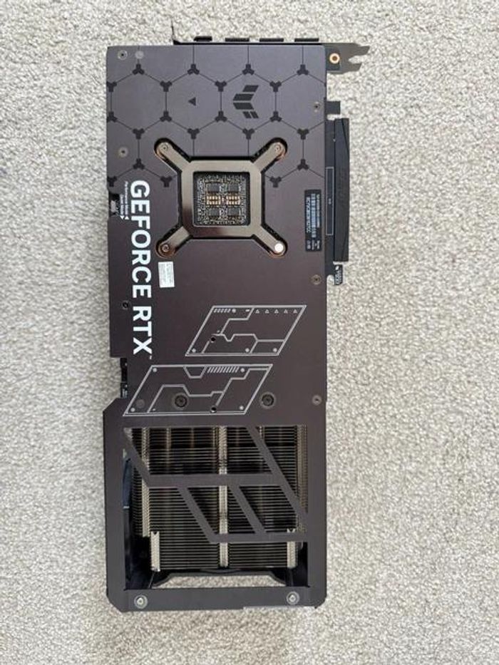 ASUS_Gaming_GeForce_RTX_4090 - photo numéro 4