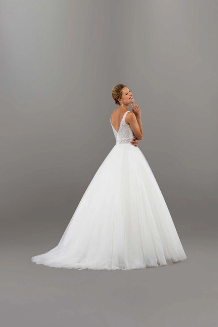 Robe de mariée Eglantine modèle Francesca 2024 - photo numéro 3
