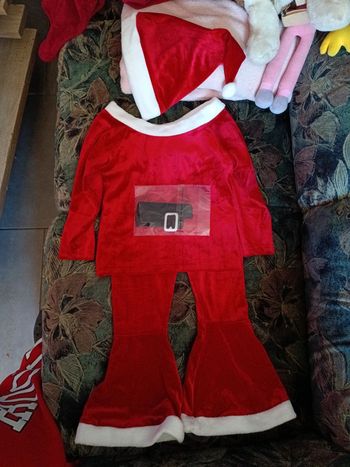 Costume 4 pièce noel