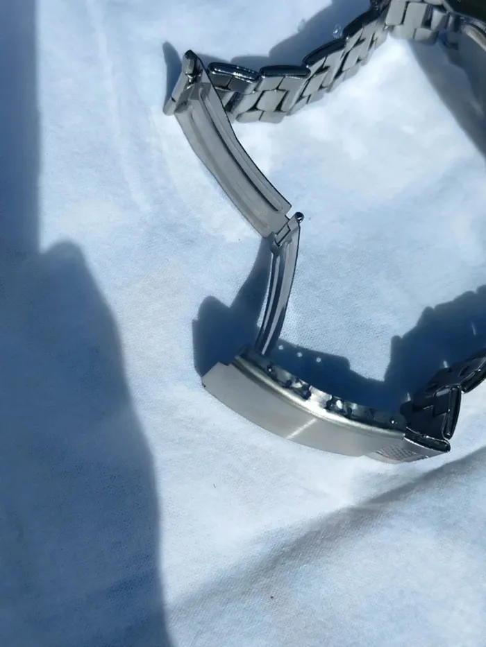 Montre homme métallique argentée reflets - photo numéro 5