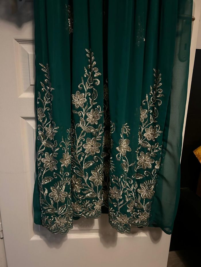 Robe de soiree - photo numéro 3