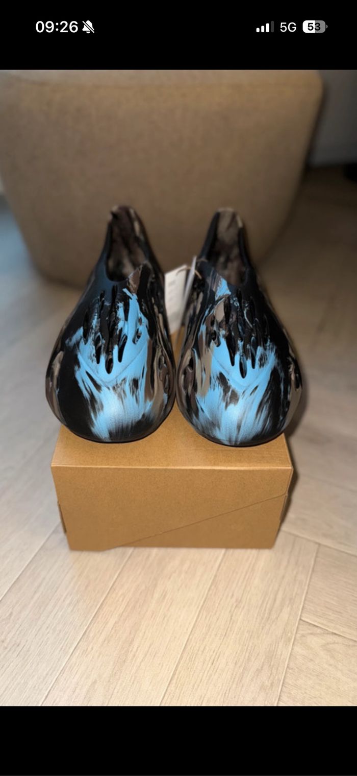 Yeezy foam RNR - Mx cinder - photo numéro 2