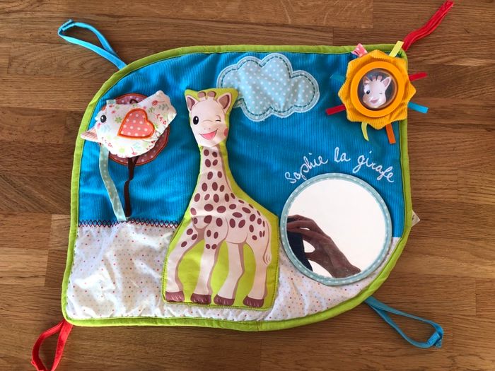 Tableau d éveil Sophie la girafe