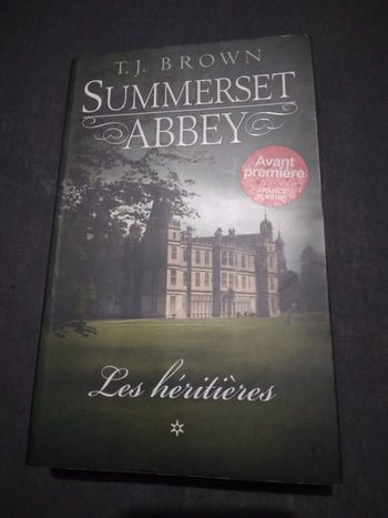 Roman "summerset abbey" les héritières de  T.J Brown