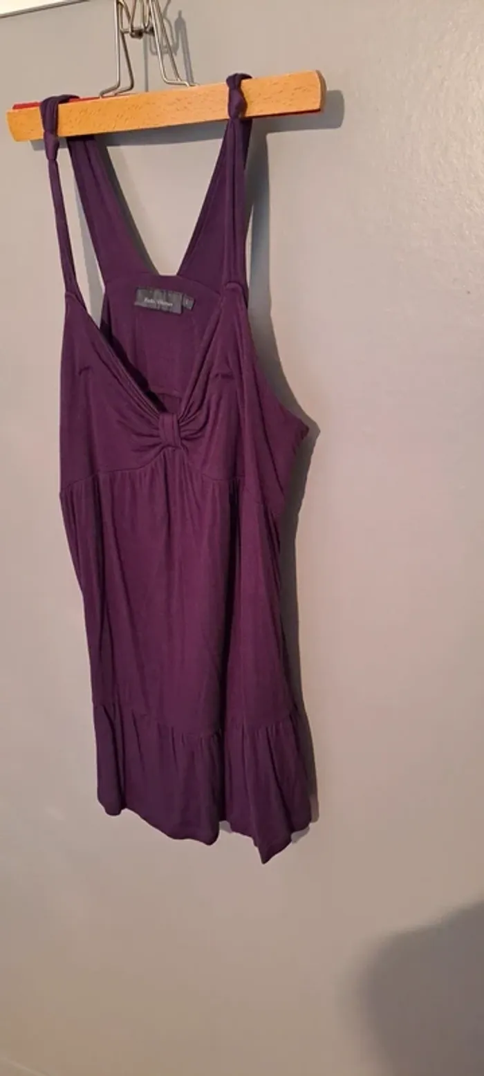 Débardeur femme violet avec un nœud sur le devant - Marque Kiabi Woman - Taille 40 - Très bon état. - photo numéro 5