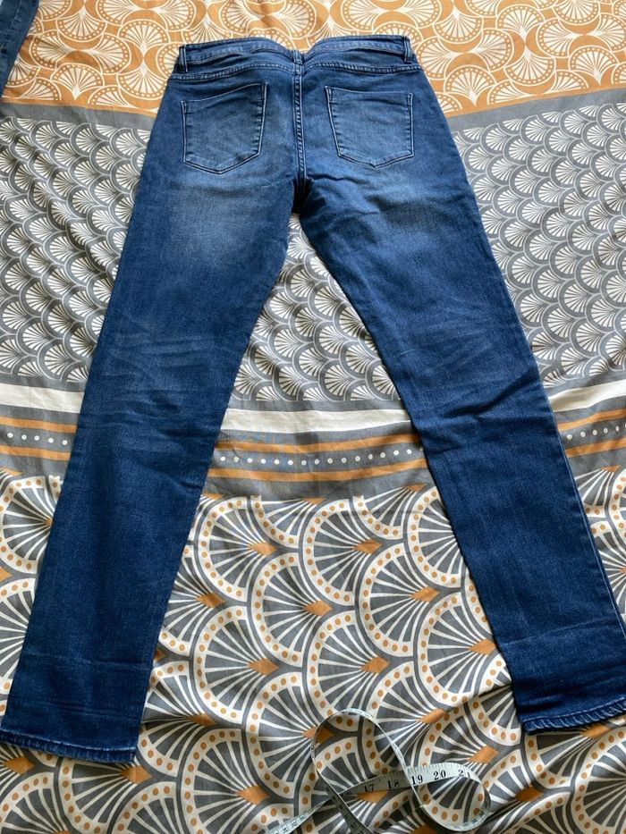 Jean slim 42 - photo numéro 3