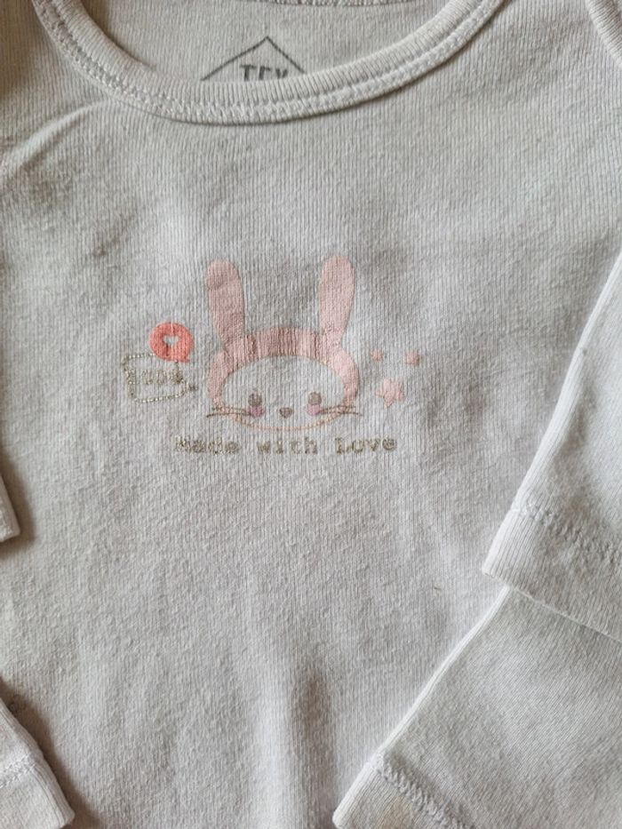 Bodies - photo numéro 2