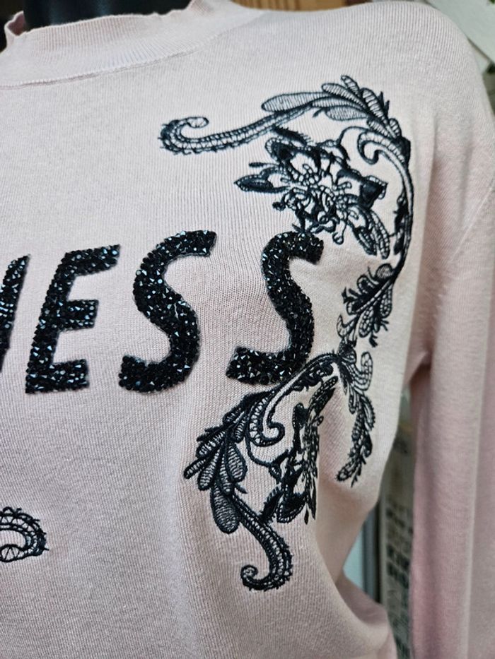 Guess pull rose pâle taille M - photo numéro 3