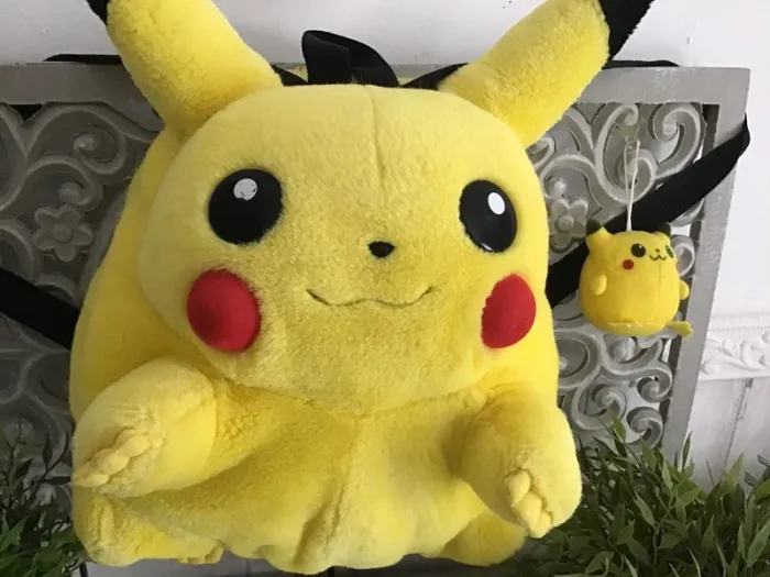 Vintage grand sac à dos pikachu - photo numéro 3