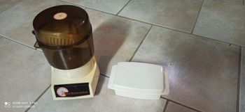 Presse agrumes et beurrier