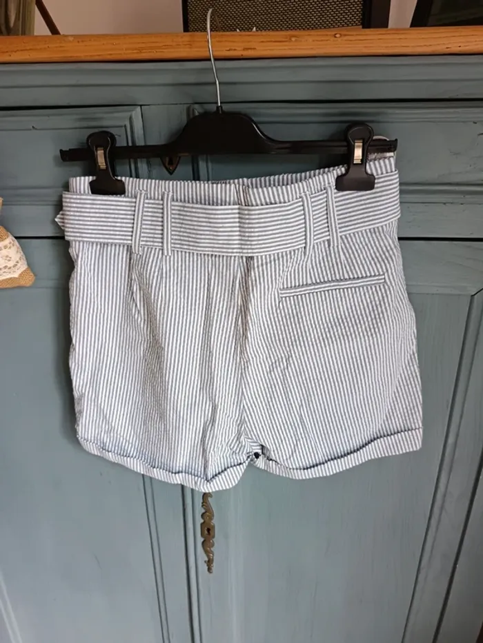 Short neuf - photo numéro 2